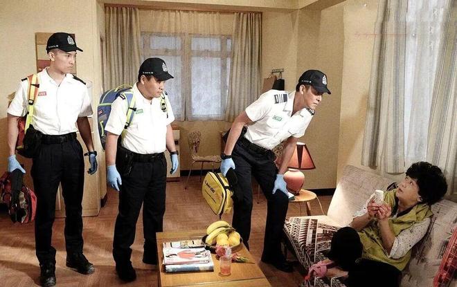 別再看《巨塔之后》強(qiáng)推5部醫(yī)療職業(yè)劇看完秒懂啥叫緊張刺激(圖12)