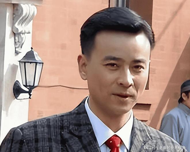 恩愛十幾年難抵殘酷現(xiàn)實(shí)？羅鋼娶小23歲郝蕾年齡差原來不算坎(圖11)